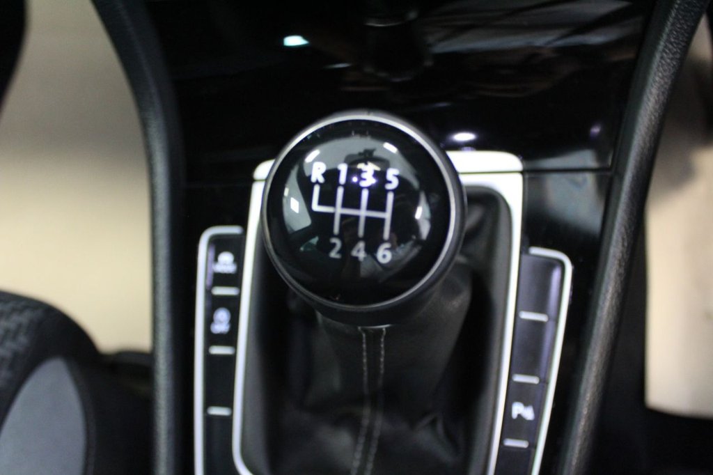 Used Volkswagen Golf 2018 for sale - 76883041: Photo 43