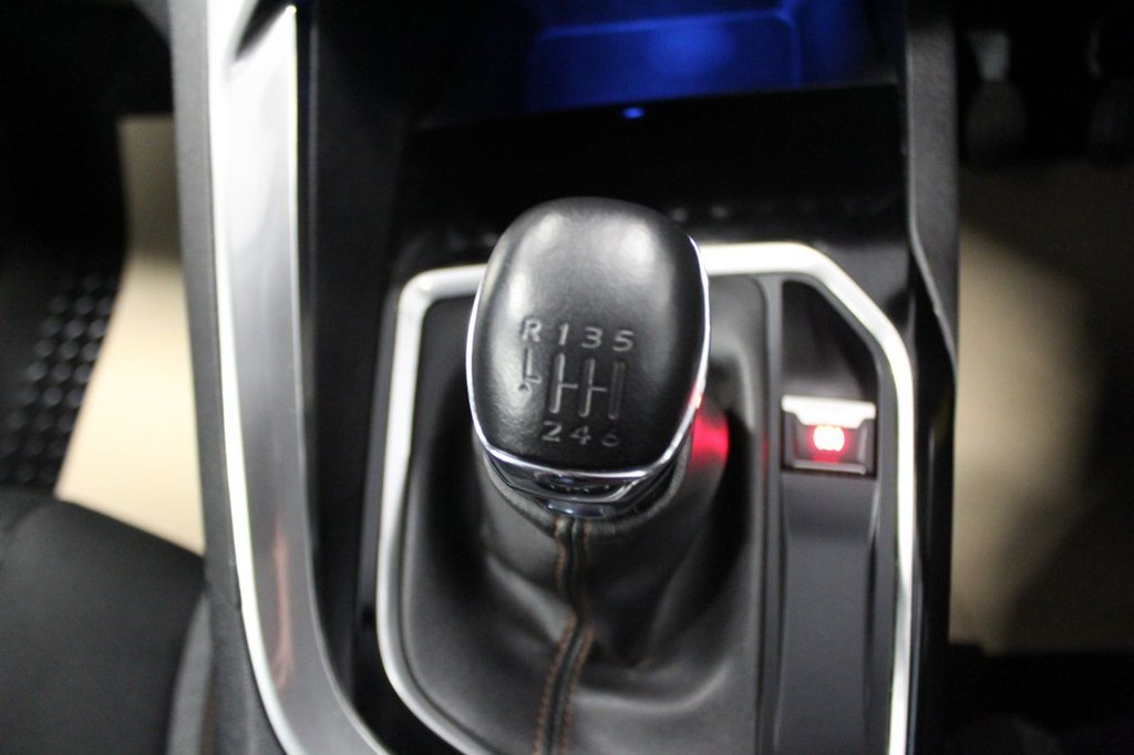 Used Peugeot 3008 2018 for sale - 76883169: Photo 42