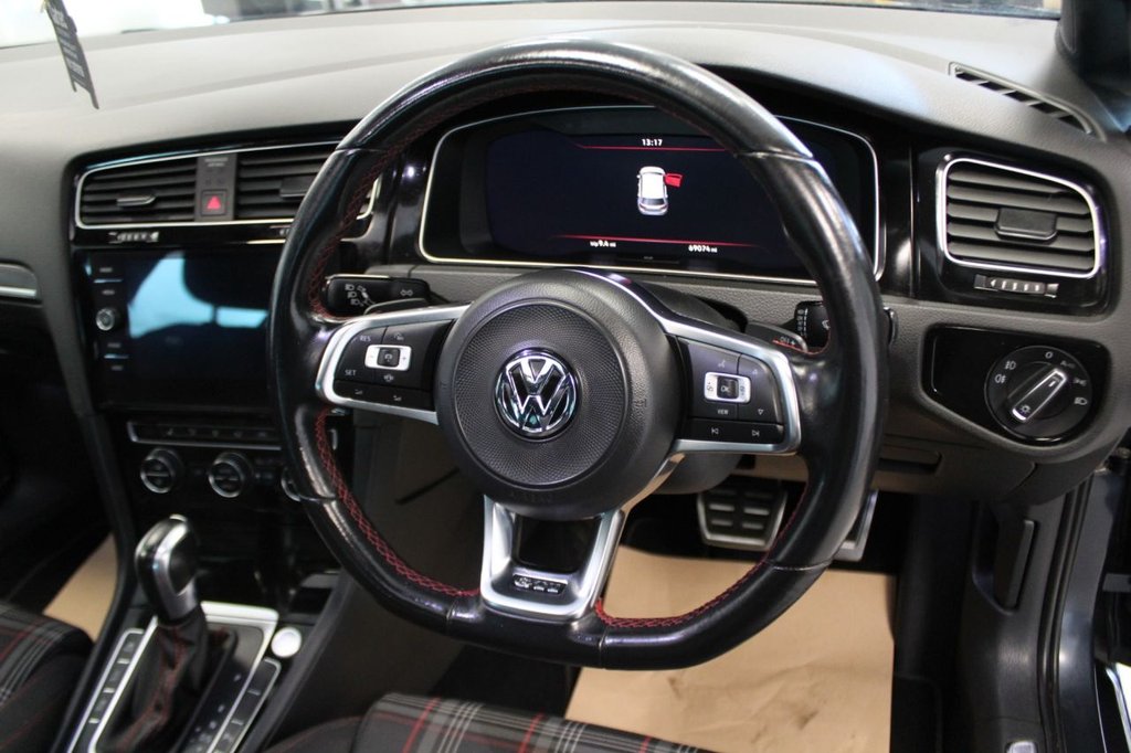 Used Volkswagen Golf 2020 for sale - 77655450: Photo 20