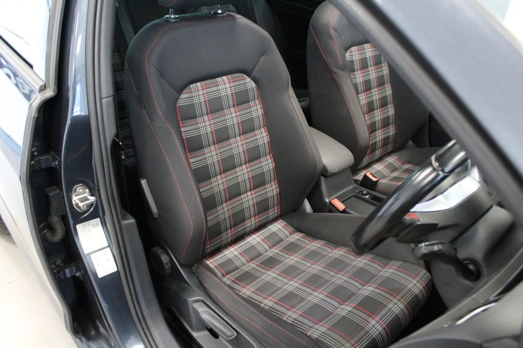 Used Volkswagen Golf 2020 for sale - 77655450: Photo 22