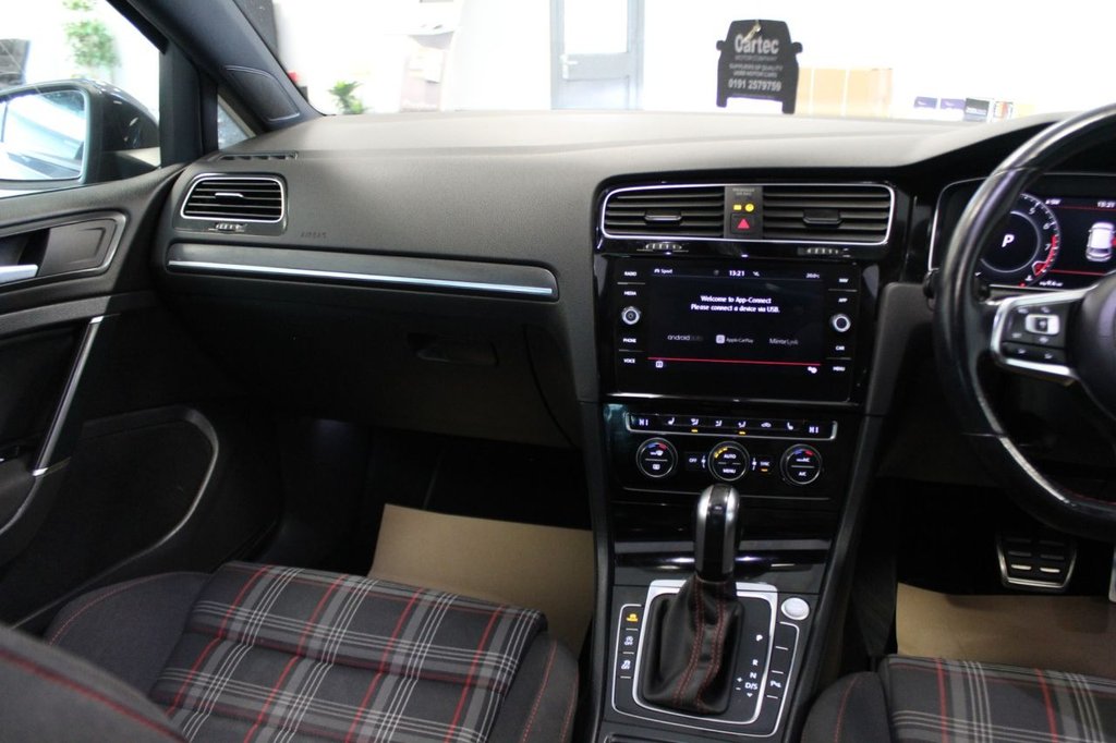 Used Volkswagen Golf 2020 for sale - 77655450: Photo 36