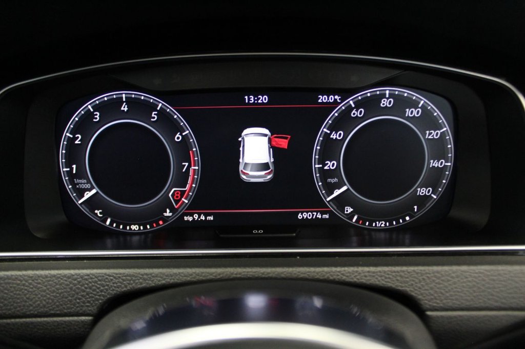 Used Volkswagen Golf 2020 for sale - 77655450: Photo 38