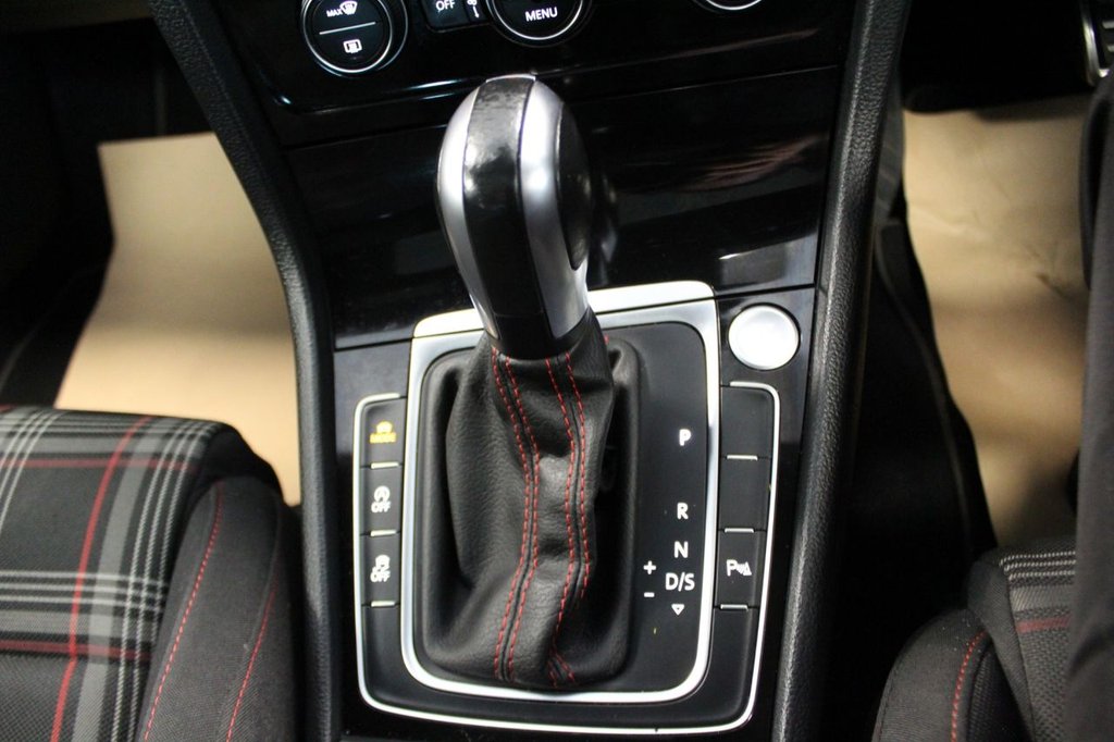 Used Volkswagen Golf 2020 for sale - 77655450: Photo 42