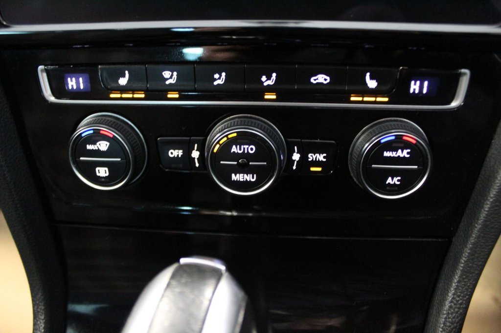 Used Volkswagen Golf 2020 for sale - 77655450: Photo 44