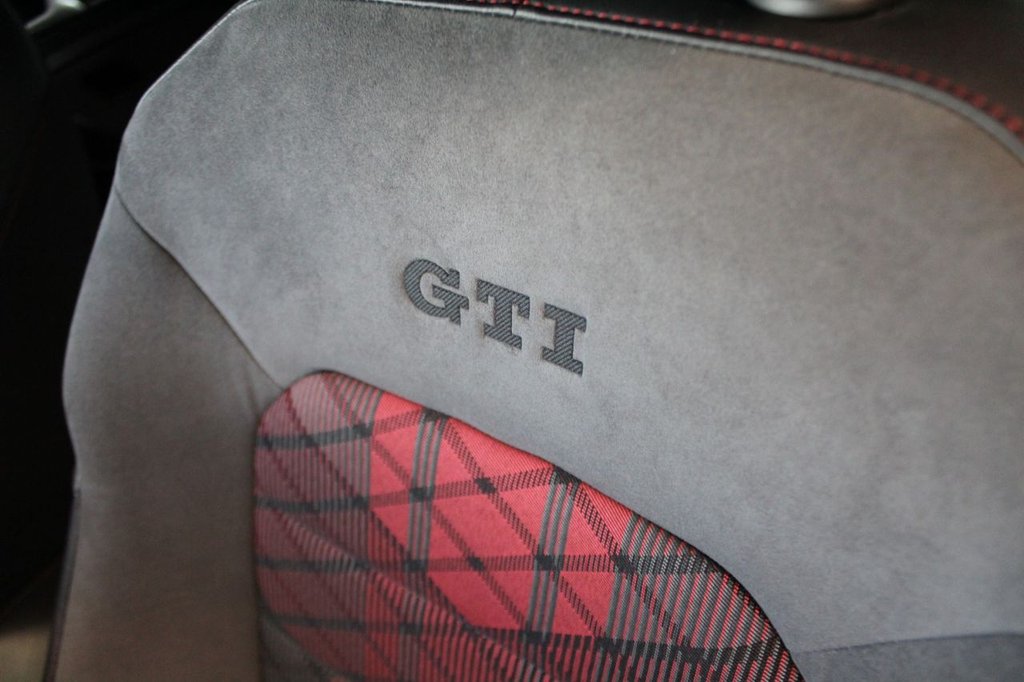 Used Volkswagen Golf 2020 for sale - 77821413: Photo 33