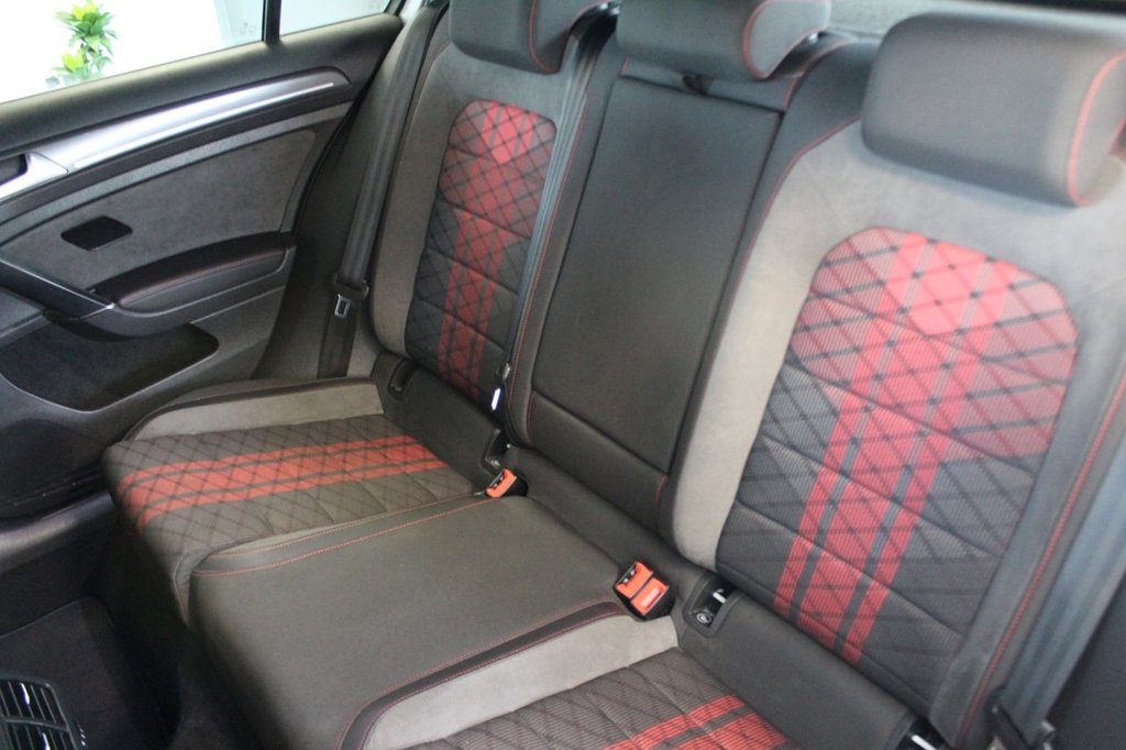 Used Volkswagen Golf 2020 for sale - 77821413: Photo 39