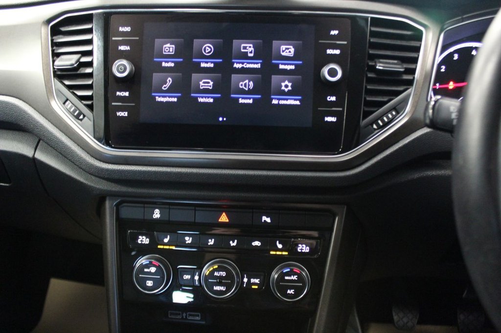 Used Volkswagen T-Roc 2019 for sale - 77621016: Photo 33