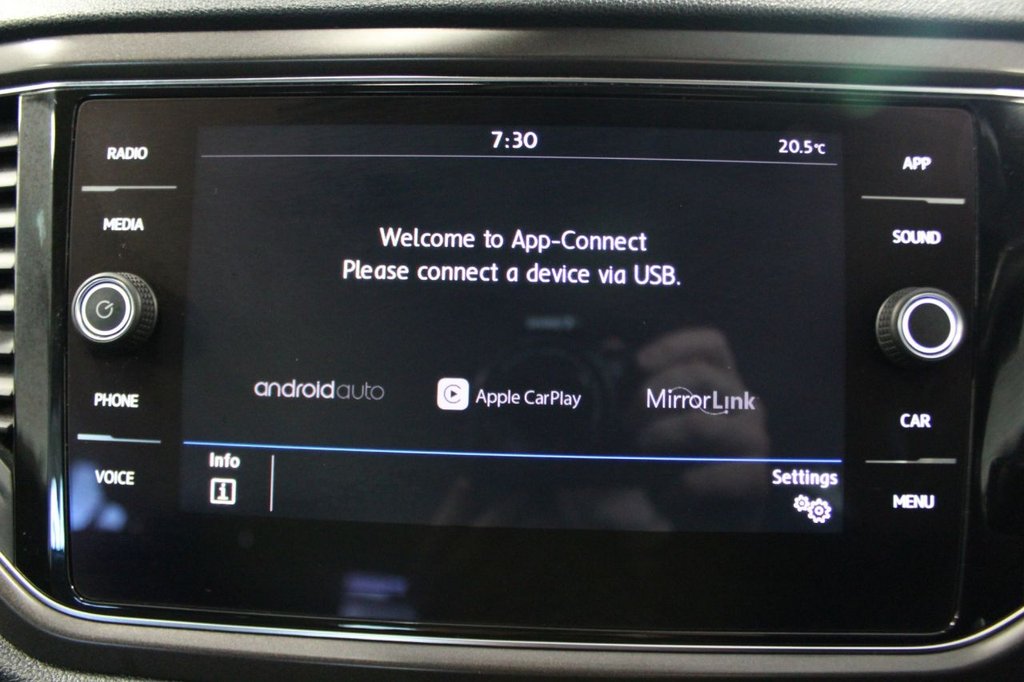 Used Volkswagen T-Roc 2019 for sale - 77621016: Photo 35