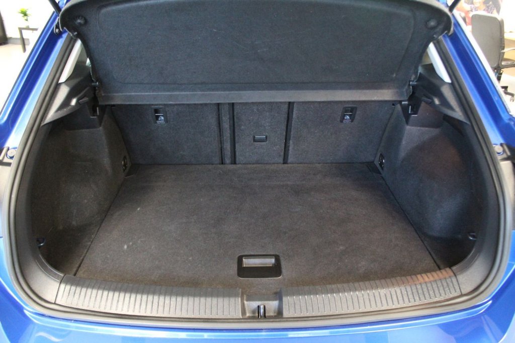 Used Volkswagen T-Roc 2019 for sale - 77621016: Photo 49