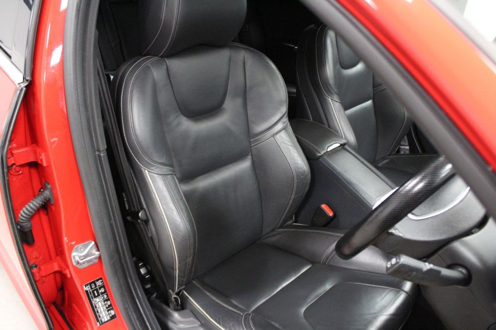 Used Volvo V60 2015 for sale - 77038504: Photo 19