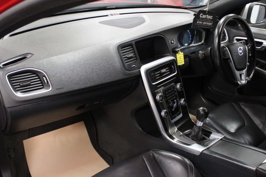 Used Volvo V60 2015 for sale - 77038504: Photo 20