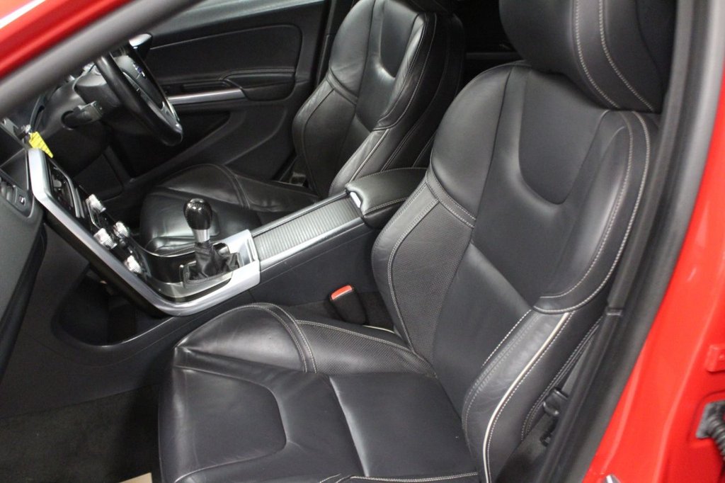 Used Volvo V60 2015 for sale - 77038504: Photo 21