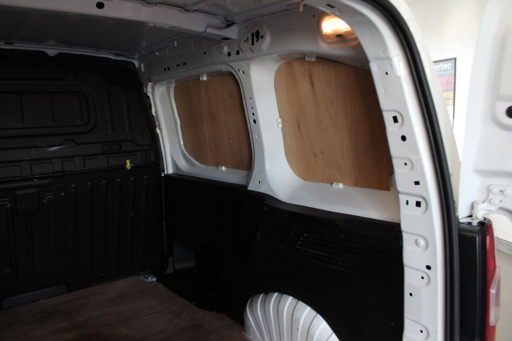 Used Peugeot Partner 2020 for sale - 76882996: Photo 21