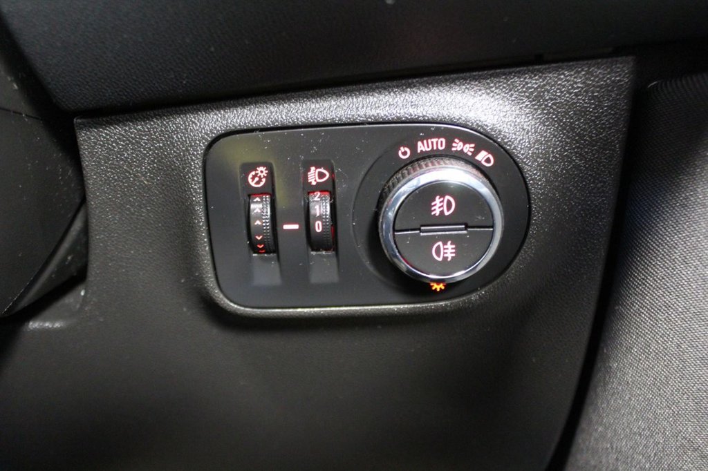 Used Vauxhall Corsa 2017 for sale - 77821262: Photo 40