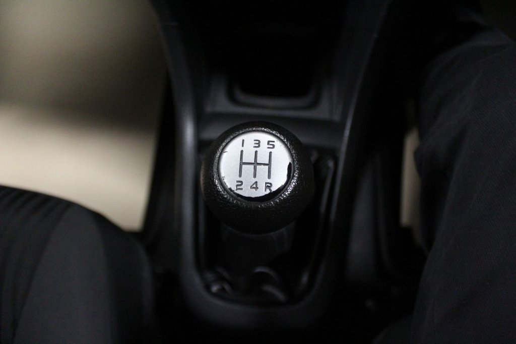 Used Suzuki Swift 2012 for sale - 77038119: Photo 35