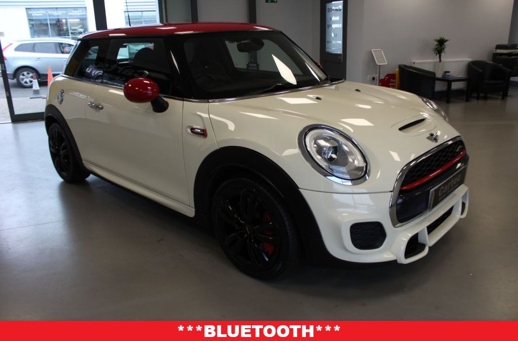 Used MINI Hatch 2017 for sale - 76883017: Photo 2