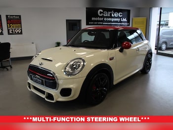 Used MINI Hatch 2017 for sale - 76883017: Photo