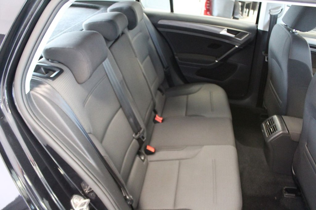 Used Volkswagen Golf 2017 for sale - 76883024: Photo 25