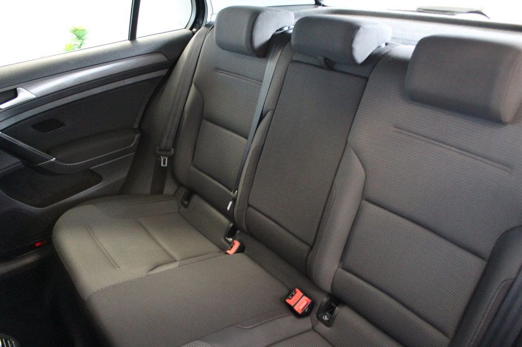 Used Volkswagen Golf 2017 for sale - 76883024: Photo 27