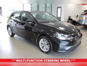 Used Volkswagen Golf 2017 for sale - 76883024: Photo