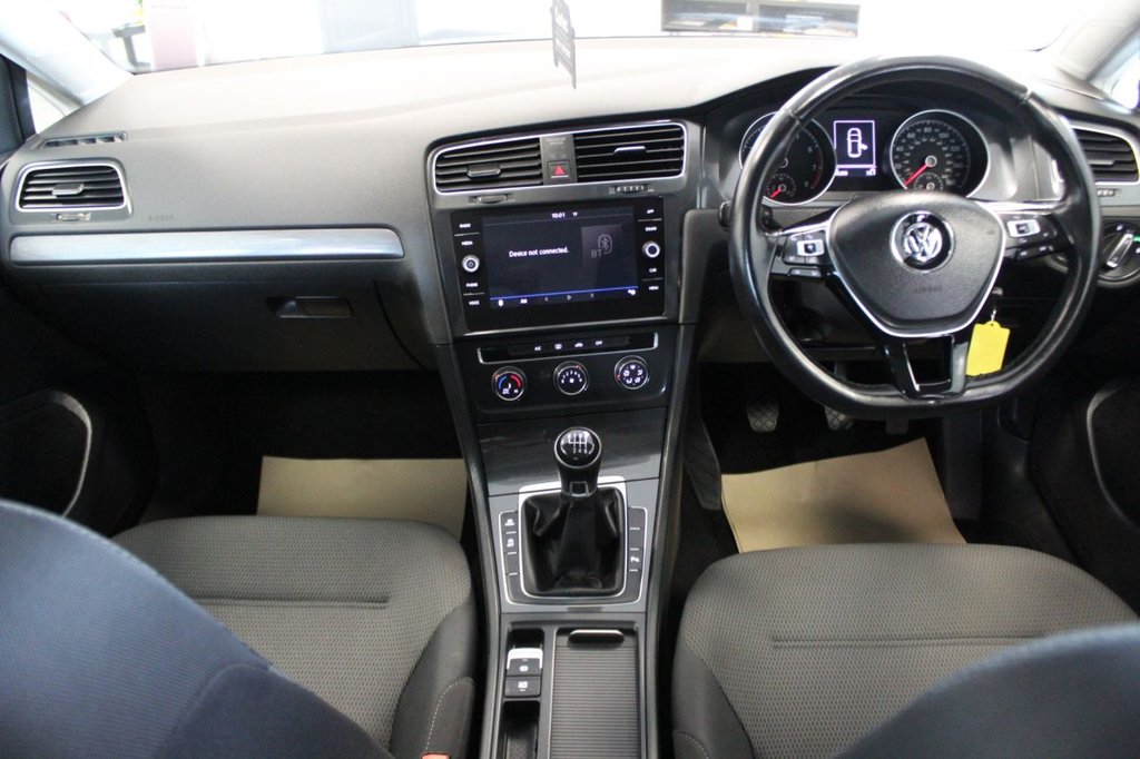 Used Volkswagen Golf 2017 for sale - 76883024: Photo 33