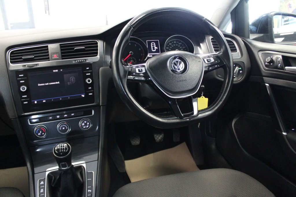 Used Volkswagen Golf 2017 for sale - 76883024: Photo 34