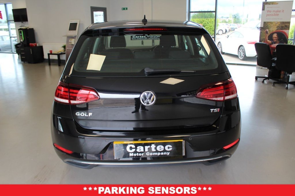 Used Volkswagen Golf 2017 for sale - 76883024: Photo 9