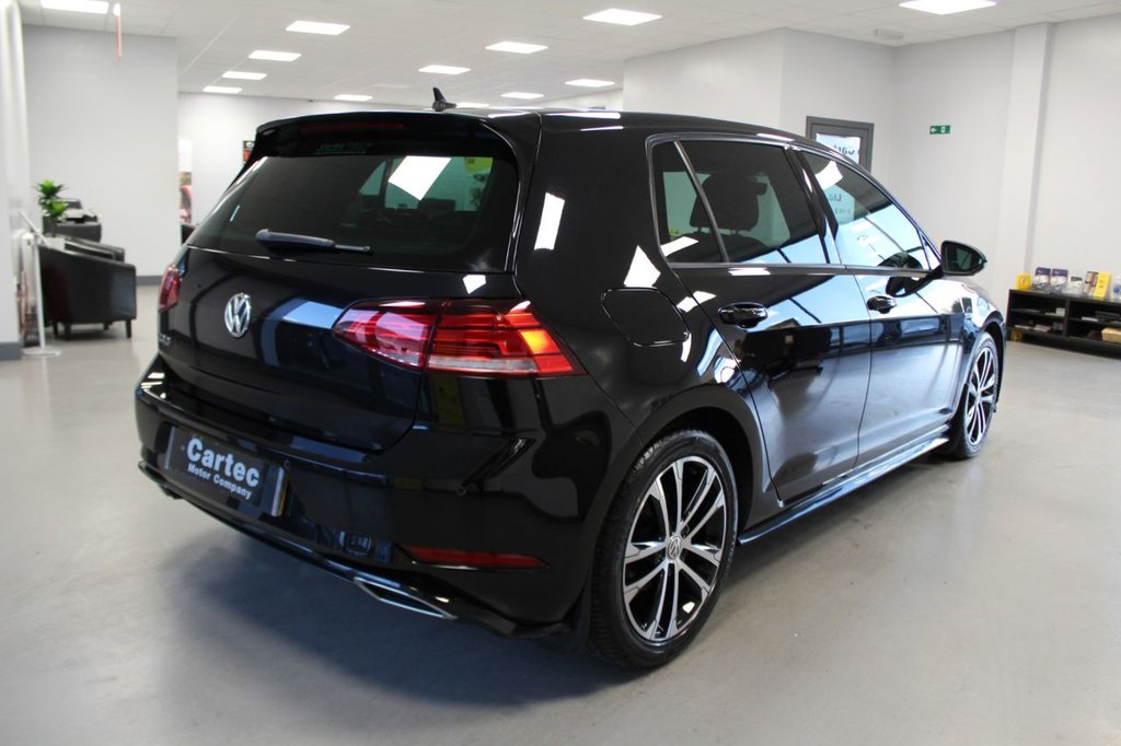 Used Volkswagen Golf 2018 for sale - 77765378: Photo 17