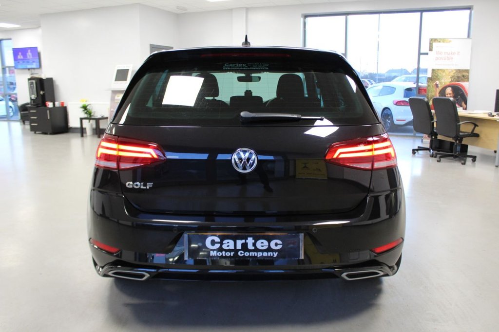 Used Volkswagen Golf 2018 for sale - 77765378: Photo 20