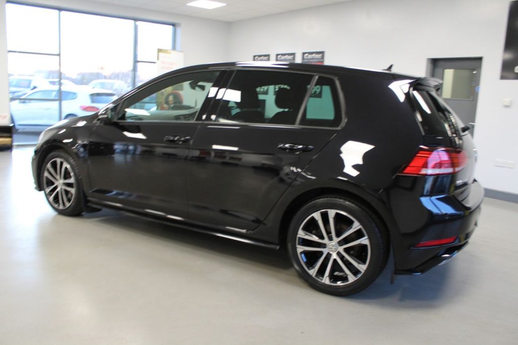 Used Volkswagen Golf 2018 for sale - 77765378: Photo 24