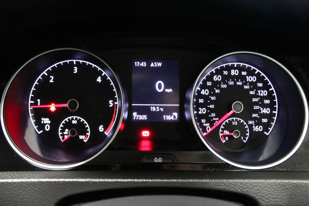 Used Volkswagen Golf 2018 for sale - 77765378: Photo 34