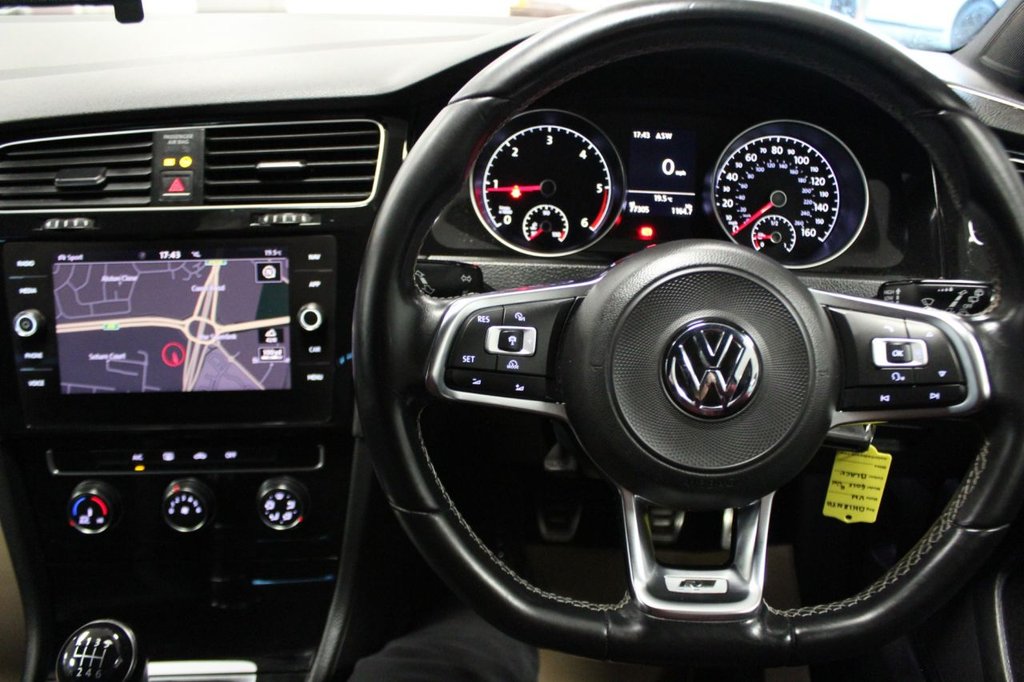 Used Volkswagen Golf 2018 for sale - 77765378: Photo 35