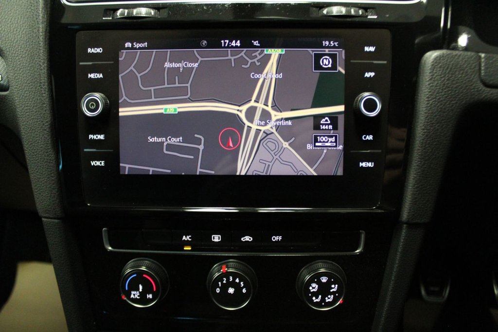 Used Volkswagen Golf 2018 for sale - 77765378: Photo 37