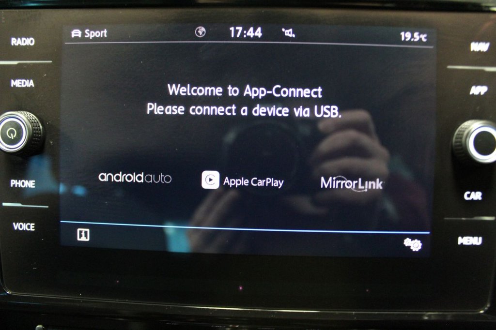 Used Volkswagen Golf 2018 for sale - 77765378: Photo 40