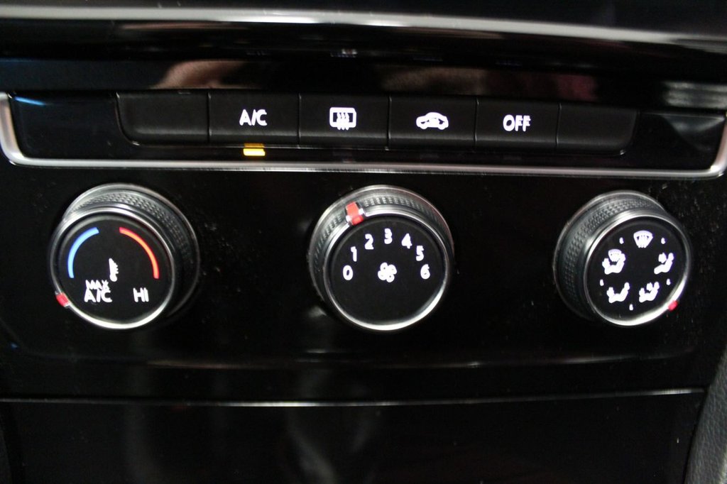 Used Volkswagen Golf 2018 for sale - 77765378: Photo 45