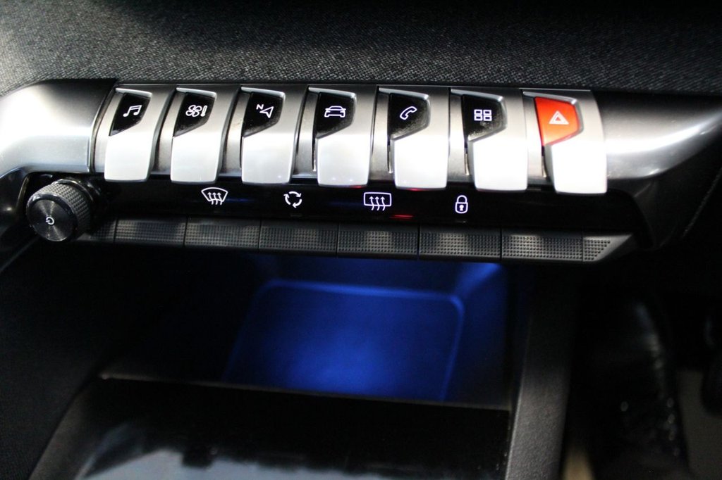 Used Peugeot 3008 2020 for sale - 77621733: Photo 46