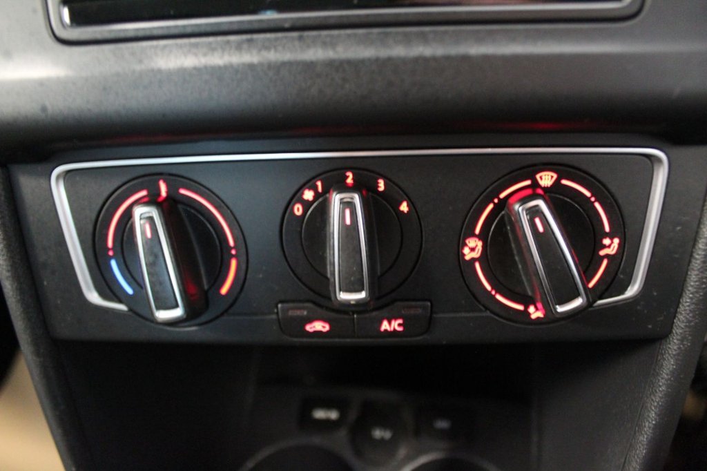 Used Volkswagen Polo 2016 for sale - 77780479: Photo 33