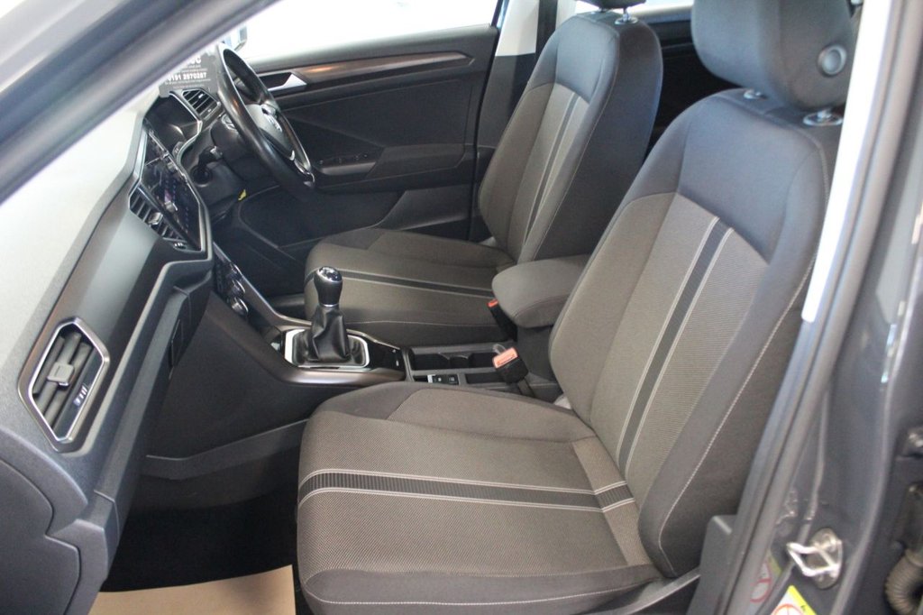 Used Volkswagen T-Roc 2019 for sale - 76923208: Photo 21