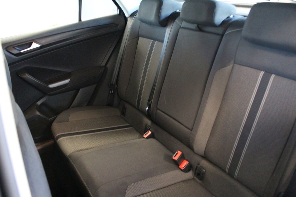 Used Volkswagen T-Roc 2019 for sale - 76923208: Photo 27