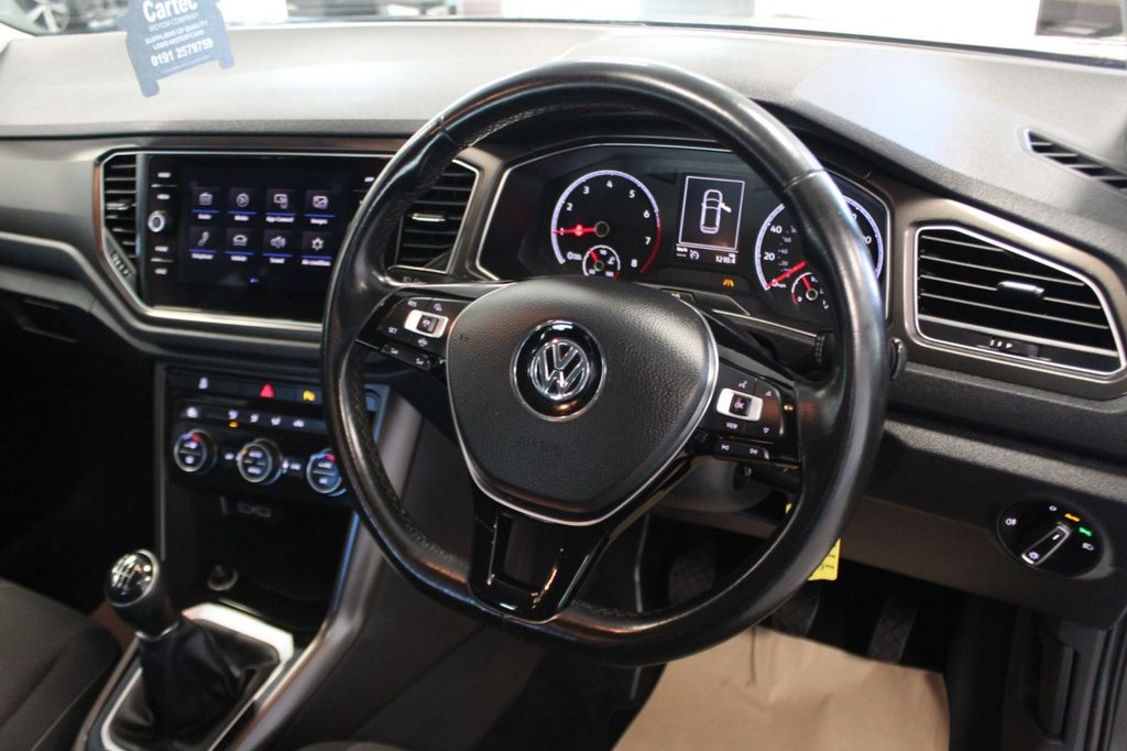 Used Volkswagen T-Roc 2019 for sale - 76923208: Photo 34