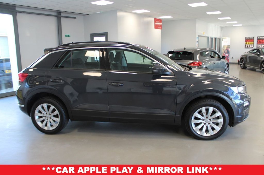 Used Volkswagen T-Roc 2019 for sale - 76923208: Photo 6