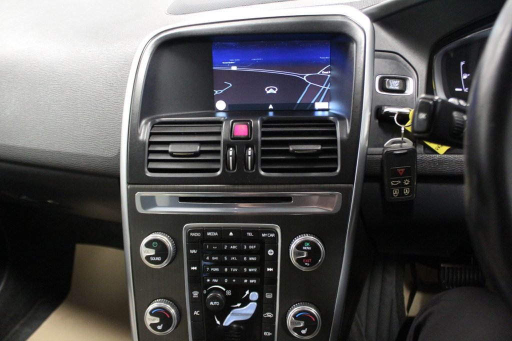 Used Volvo XC60 2015 for sale - 76883210: Photo 29