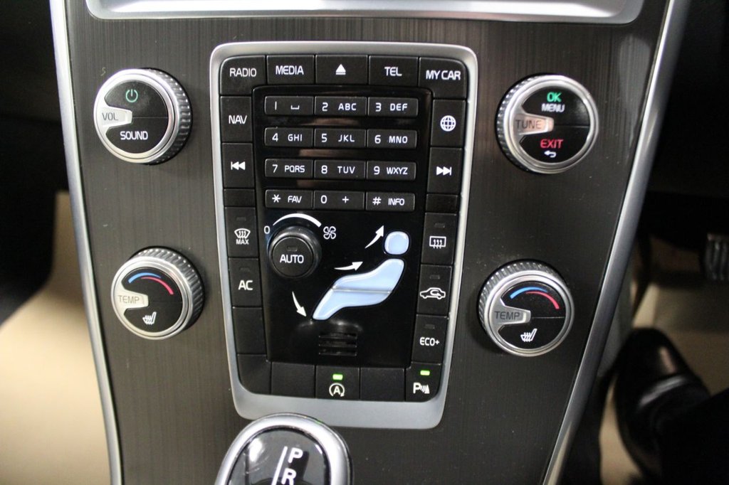 Used Volvo XC60 2015 for sale - 76883210: Photo 30