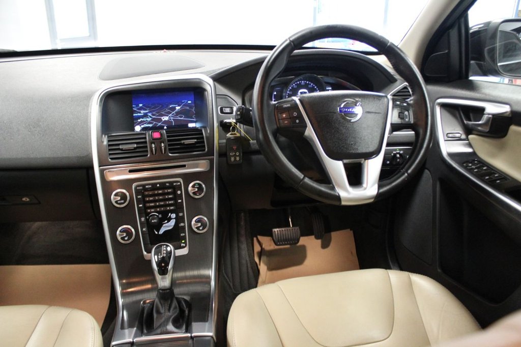 Used Volvo XC60 2015 for sale - 76883210: Photo 43