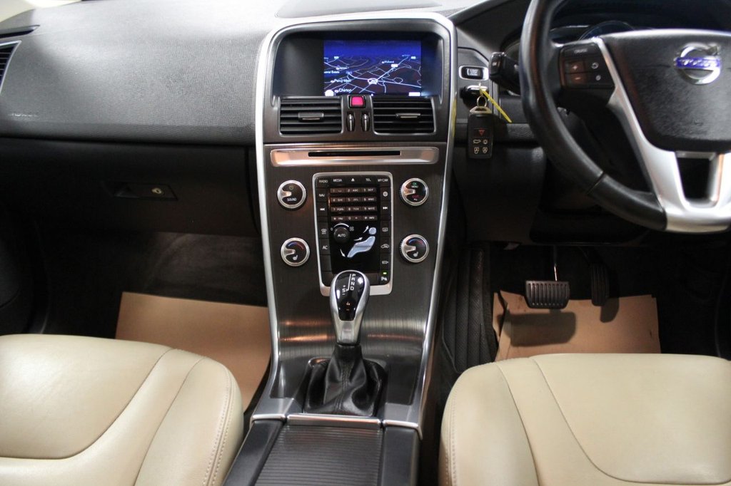 Used Volvo XC60 2015 for sale - 76883210: Photo 45