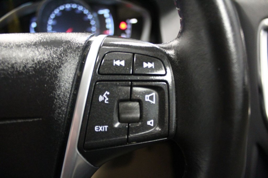 Used Volvo XC60 2015 for sale - 76883210: Photo 47