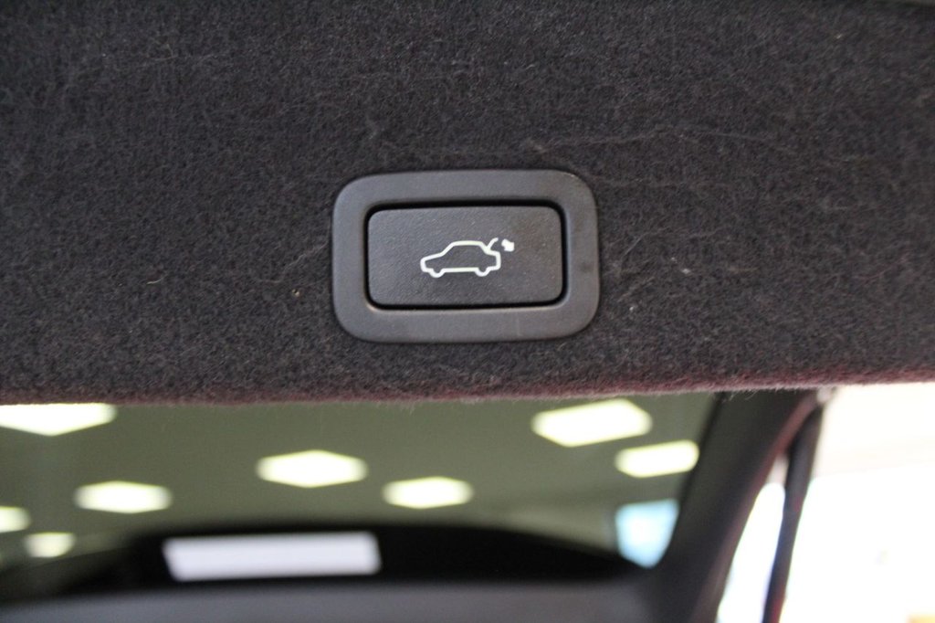 Used Volvo XC60 2015 for sale - 76883210: Photo 48