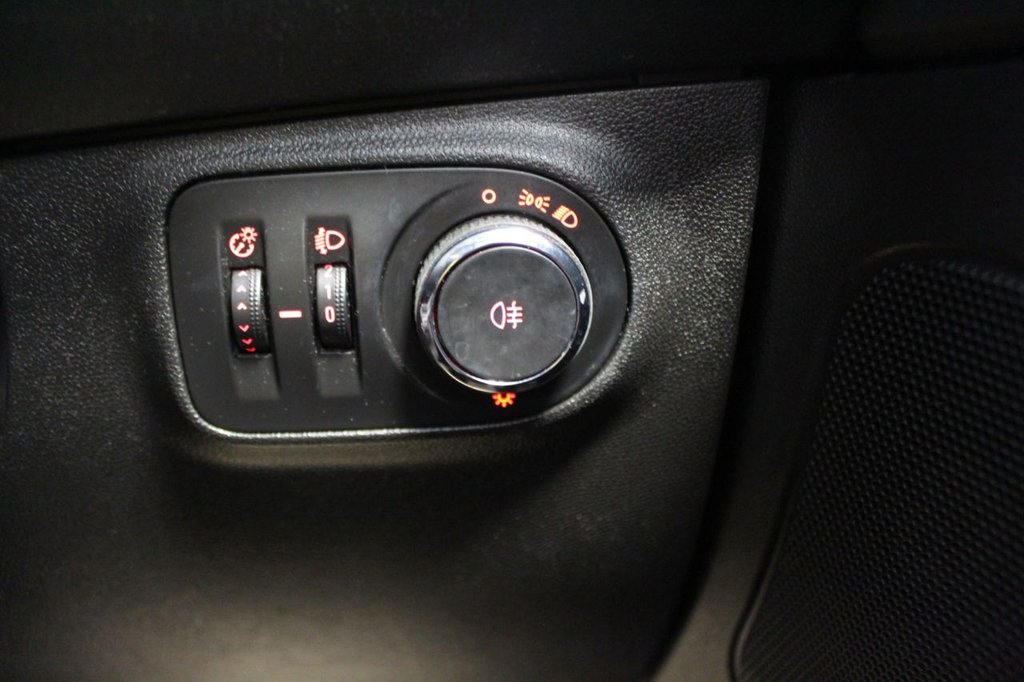 Used Vauxhall ADAM 2016 for sale - 78068839: Photo 49