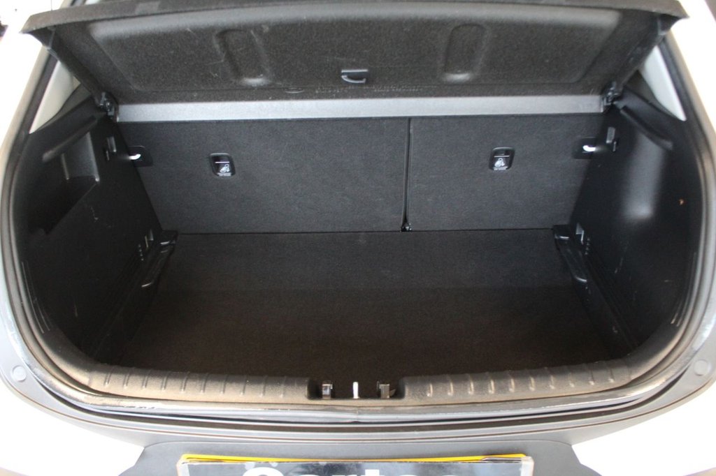 Used Kia Stonic 2018 for sale - 76883265: Photo 30