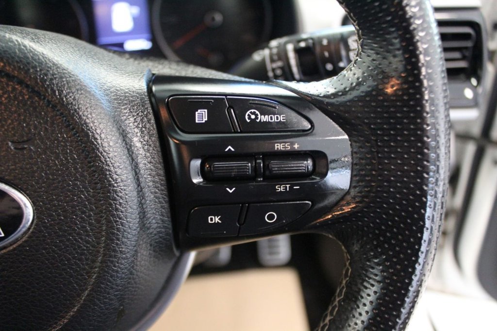 Used Kia Stonic 2018 for sale - 76883265: Photo 48